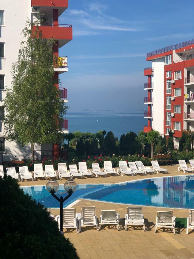 Apartamento Fort Noks Panorama I Marina Elenite Exterior foto